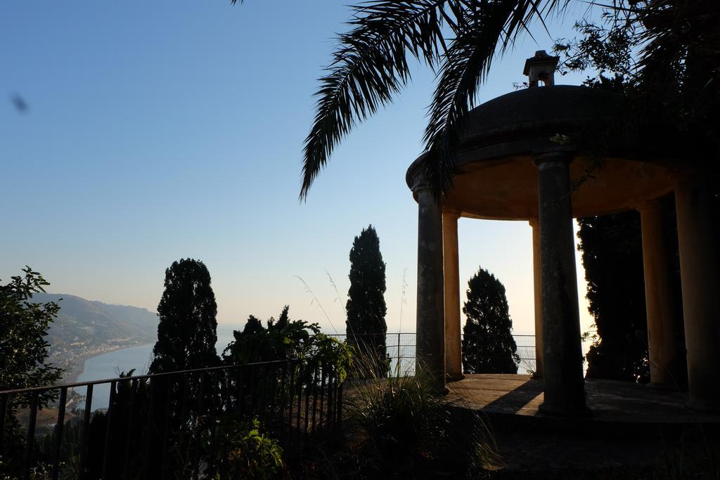 Hotel Villa Nettuno Taormina Exterior foto
