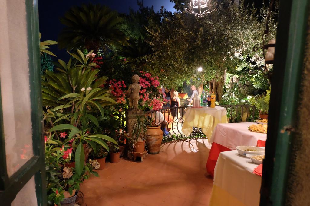 Hotel Villa Nettuno Taormina Exterior foto